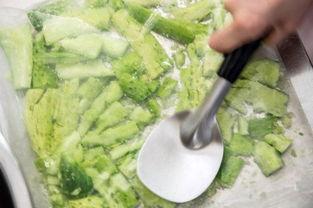 新黄瓜最新爆料图片,揭秘最新爆料图片背后的科技与美味 第1张 新黄瓜最新爆料图片,揭秘最新爆料图片背后的科技与美味 第1张